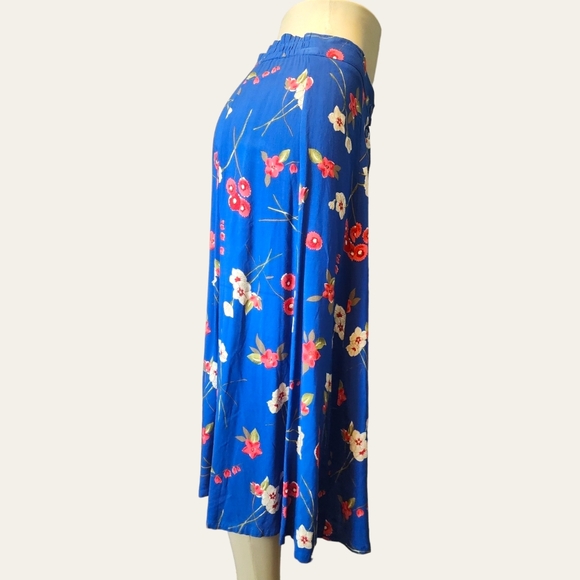 💙Floral 90s Day Skirt - Picture 6 of 6